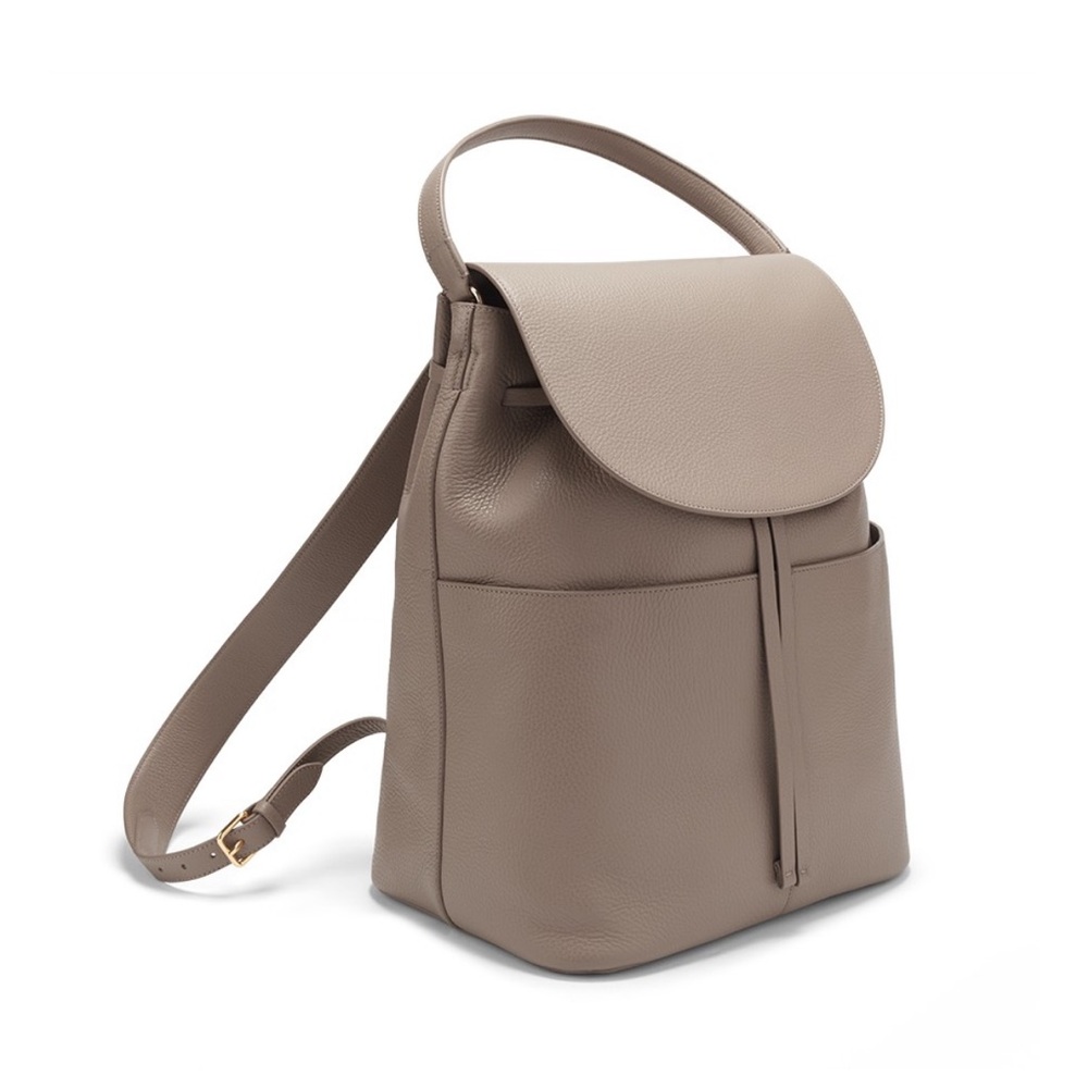 Cuyana Large Leather Backpack (Pebbled Leather - Stone)